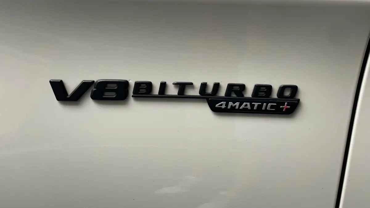 AMG 63 4Matic Lang 585 PK PANO Keram Burm H-End Carbon Night Vis