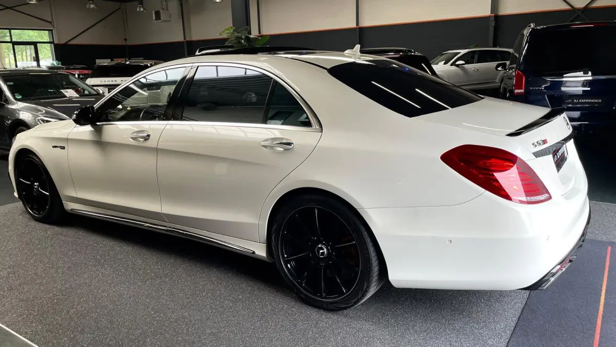 AMG 63 4Matic Lang 585 PK PANO Keram Burm H-End Carbon Night Vis