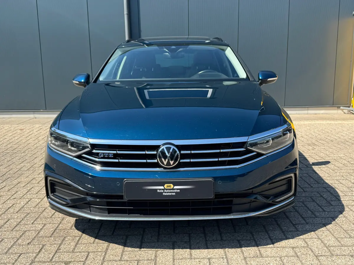 1.4 TSI PHEV * Head-up * Panoramadak *
