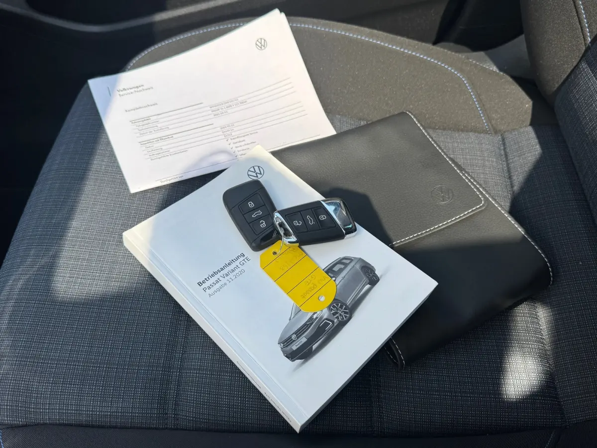 1.4 TSI PHEV * Head-up * Panoramadak *