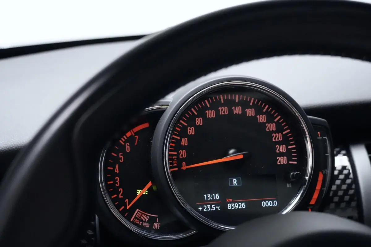 Mini 2.0 S Chili Automaat 192 PK | Pano-dak | CarPlay | Cruise | Leder + Verwarmd | Camera | Pdc | Led | Harman/Kardon |