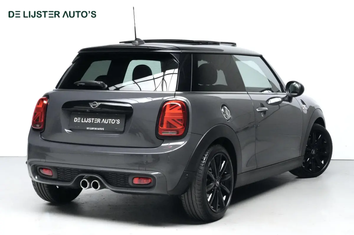 Mini 2.0 S Chili Automaat 192 PK | Pano-dak | CarPlay | Cruise | Leder + Verwarmd | Camera | Pdc | Led | Harman/Kardon |