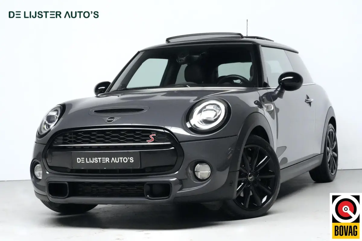 Mini 2.0 S Chili Automaat 192 PK | Pano-dak | CarPlay | Cruise | Leder + Verwarmd | Camera | Pdc | Led | Harman/Kardon |