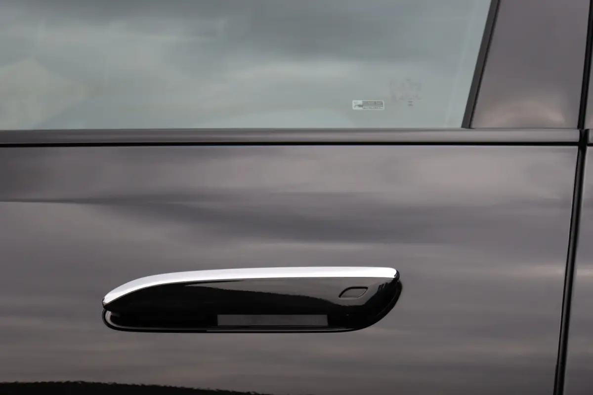 400 e 4MATIC AMG Line | Luchtvering | Achterasbesturing | Hyperscreen | Distronic+ | Trekhaak | Digital Light | HUD | Burmester | Achterbank Verwarmd |3D-Display |