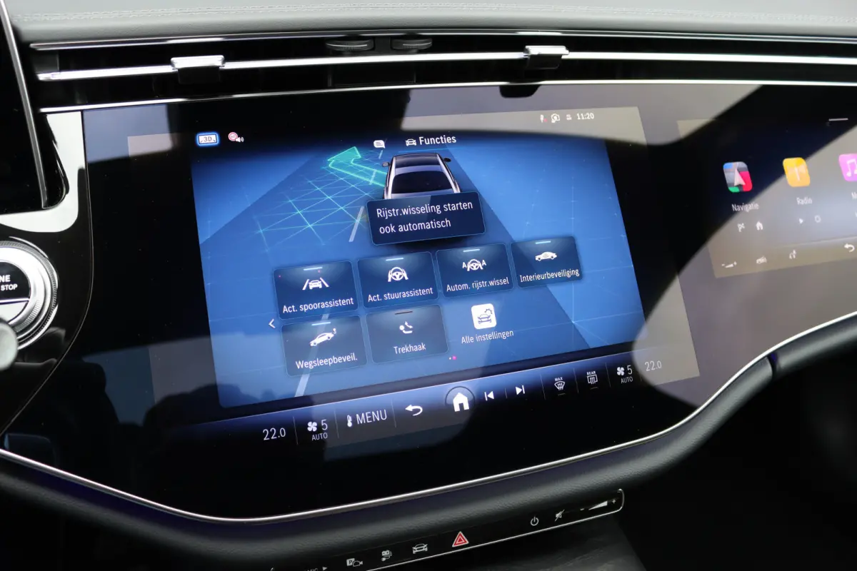 400 e 4MATIC AMG Line | Luchtvering | Achterasbesturing | Hyperscreen | Distronic+ | Trekhaak | Digital Light | HUD | Burmester | Achterbank Verwarmd |3D-Display |