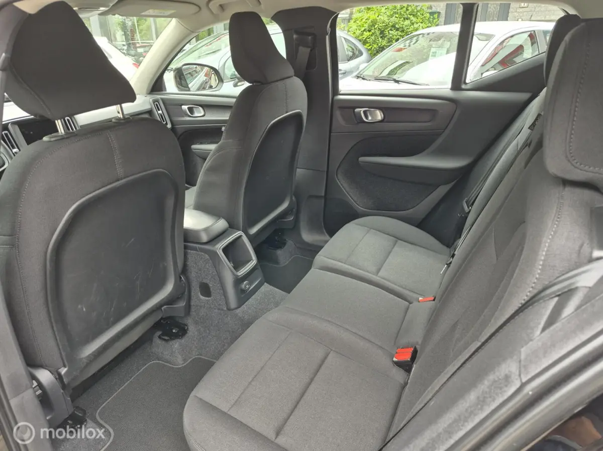 1.5 T4 PLUG-IN HYBRID ESSENTIAL BRIGHT • TREKHAAK •