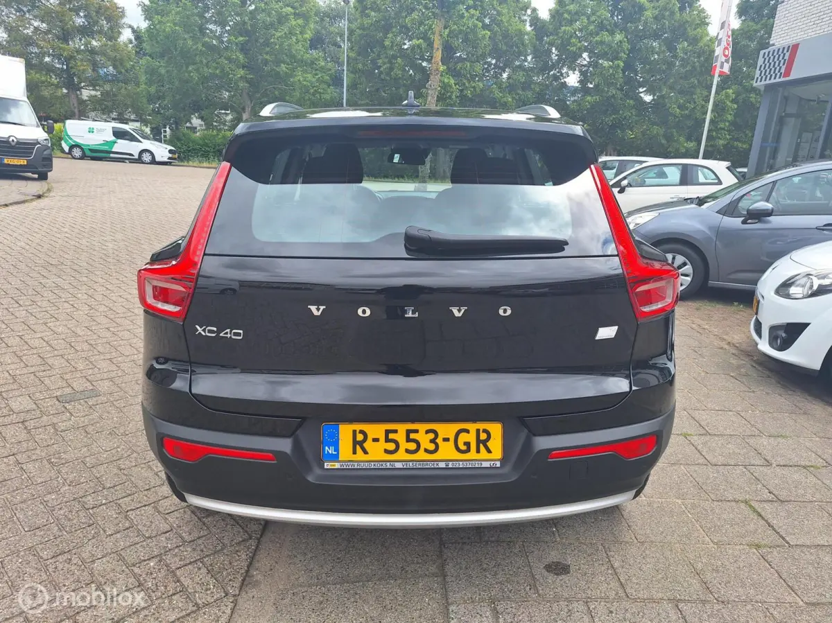 1.5 T4 PLUG-IN HYBRID ESSENTIAL BRIGHT • TREKHAAK •