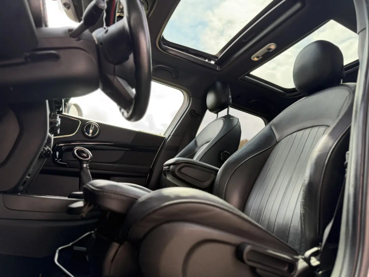 1.5 Cooper ALL4 Chili | Pano | Camera | JCW Velgen | Leder |