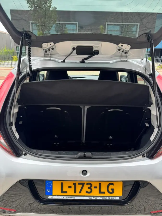 1.0 VVT-i x-joy Nieuwe APK GARANTIE, AUTOMAAT!!!!