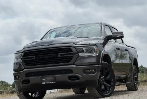 1500 LARAMIE 5.7L V8, 1E EIG, ONDERH HISTORIE, LIMITED WIELEN, PANO, 360, H&K, BLIS, ACC, LUCHTVERING
