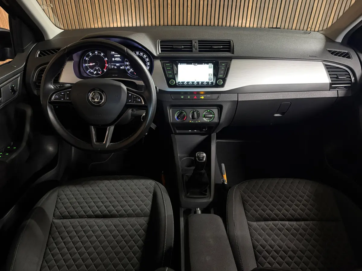 1.0 TSI Drive - Navi - PDC - Cruisecontrol