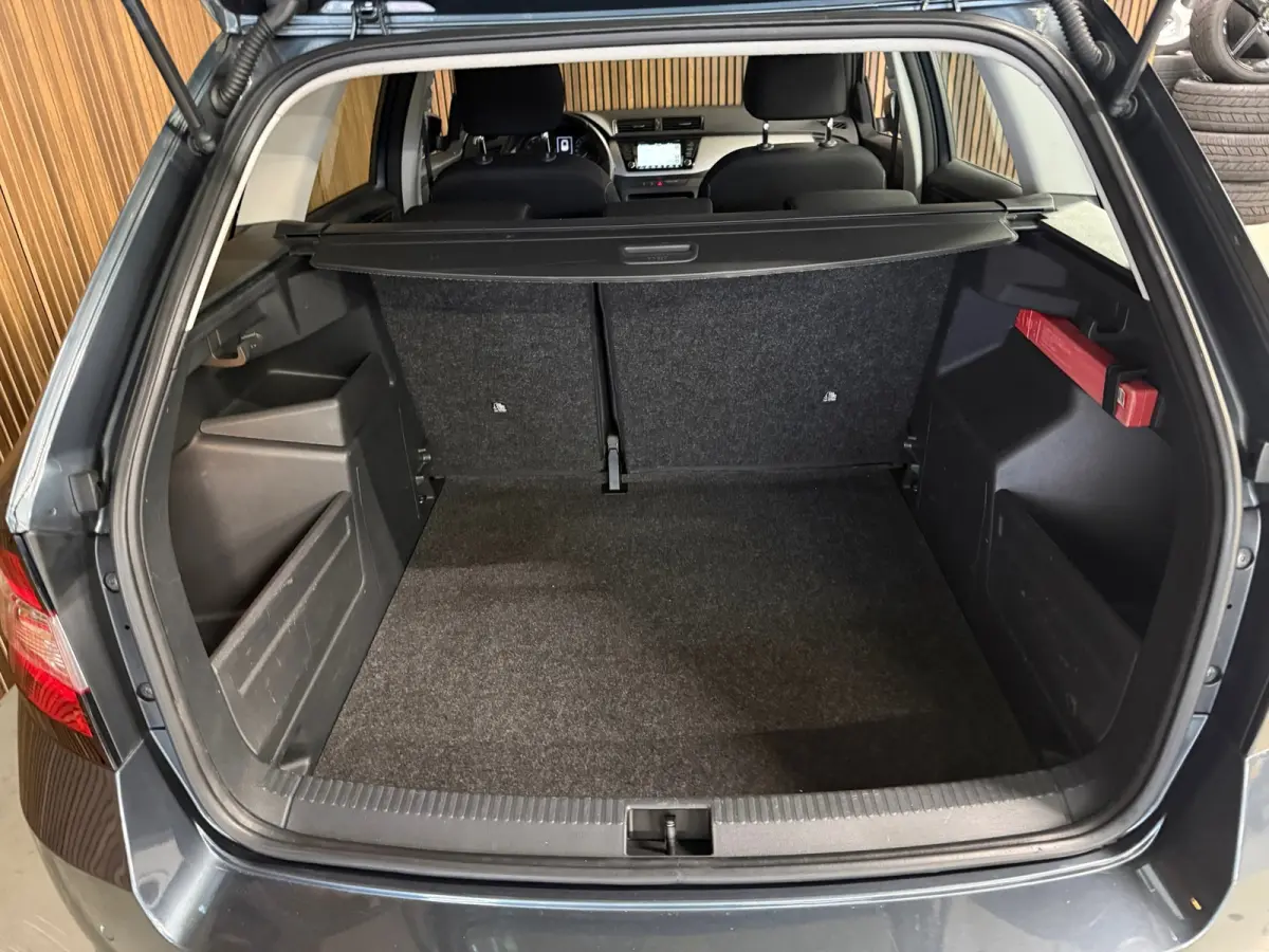 1.0 TSI Drive - Navi - PDC - Cruisecontrol