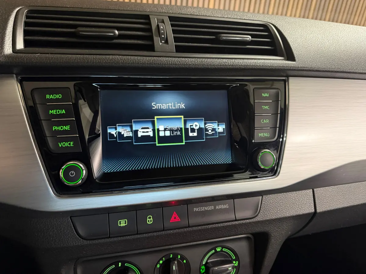 1.0 TSI Drive - Navi - PDC - Cruisecontrol