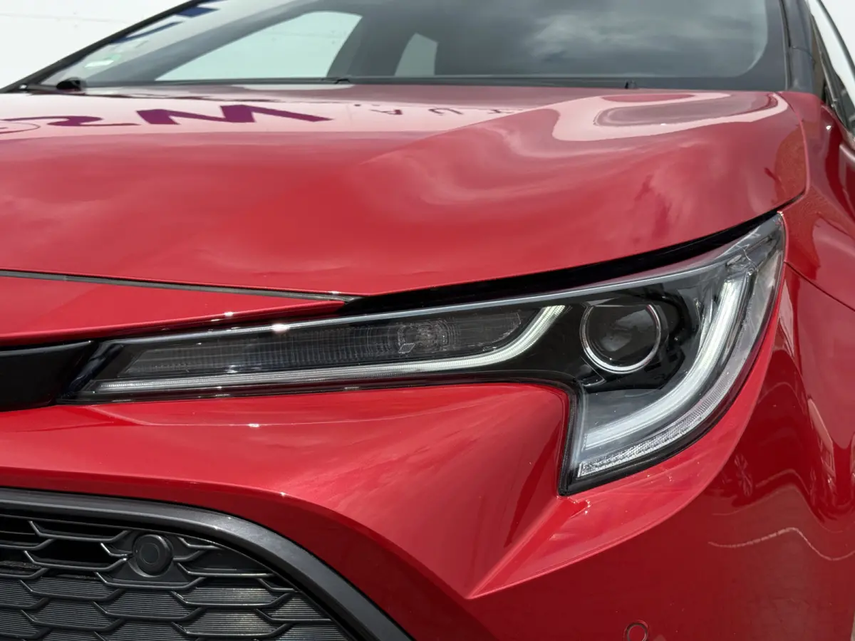 2.0 Hybrid Team D | Trekhaak | ACC | CarPlay | Camera | Keyless | 17 inch