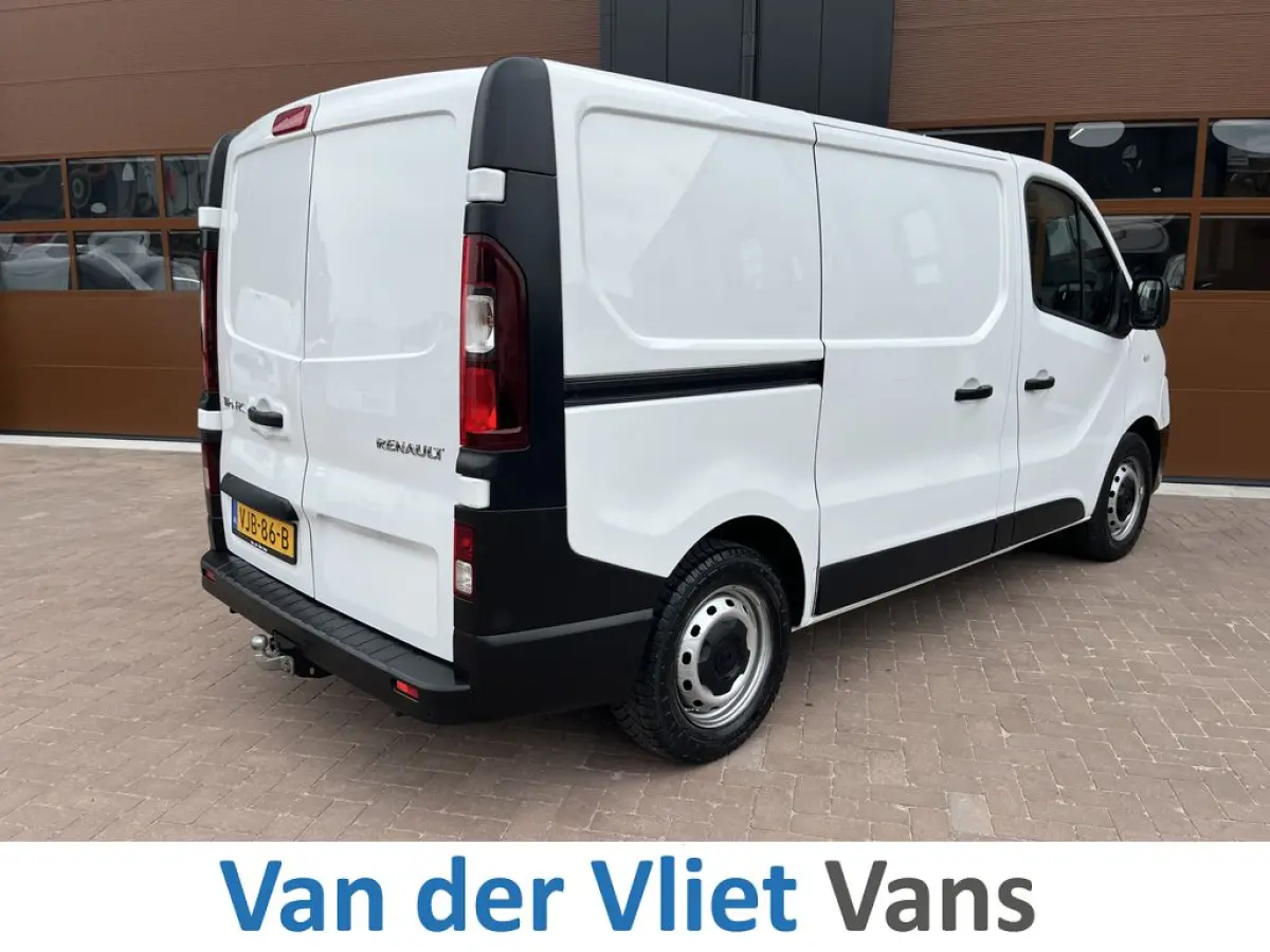 2.0 dCi 120pk E6 Comfort 3p Lease €276 p/m, 2x Schuifdeur, Trekhaak, Airco, Navi, PDC, Led, Cruise controle, Onderhoudshistorie aanwezig