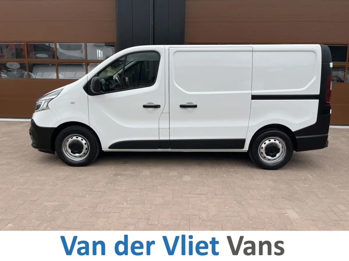2.0 dCi 120pk E6 Comfort 3p Lease €276 p/m, 2x Schuifdeur, Trekhaak, Airco, Navi, PDC, Led, Cruise controle, Onderhoudshistorie aanwezig