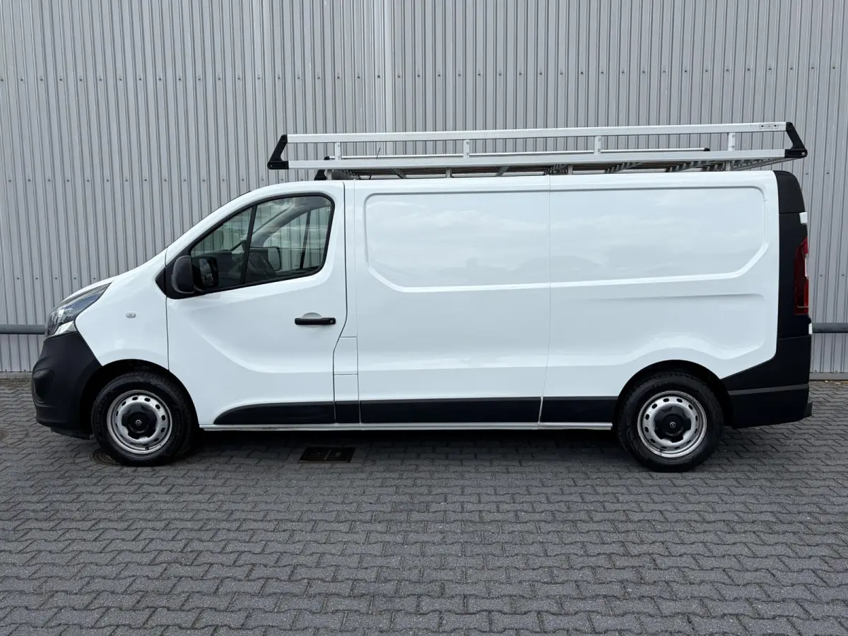 1.6 CDTI L2H1*NAVI*CRUISE*HAAK*A/C*OMVORMER*TEL*3P