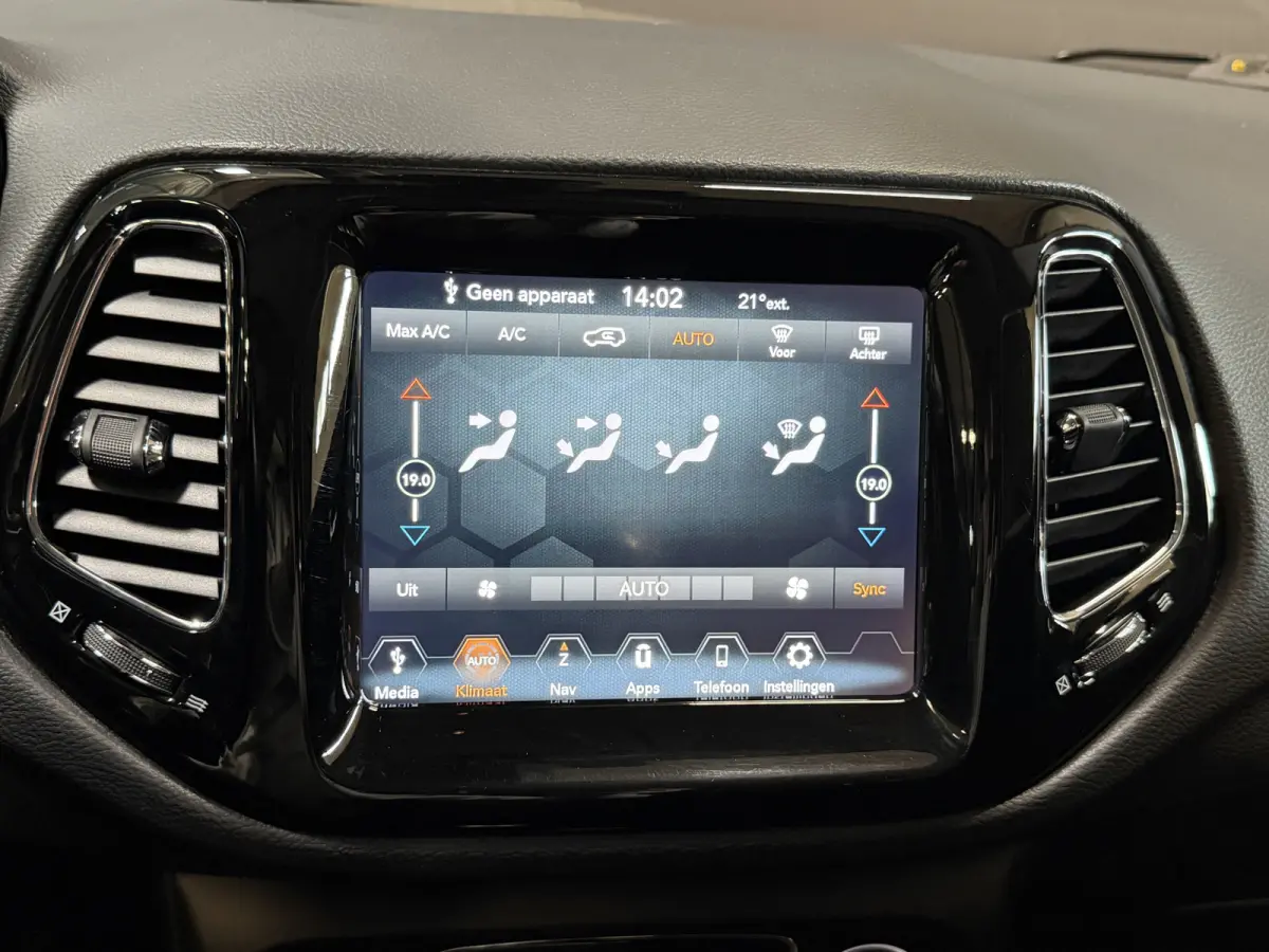 1.3T Night Eagle Liberty Edition | Camera | Carplay | Trekhaak