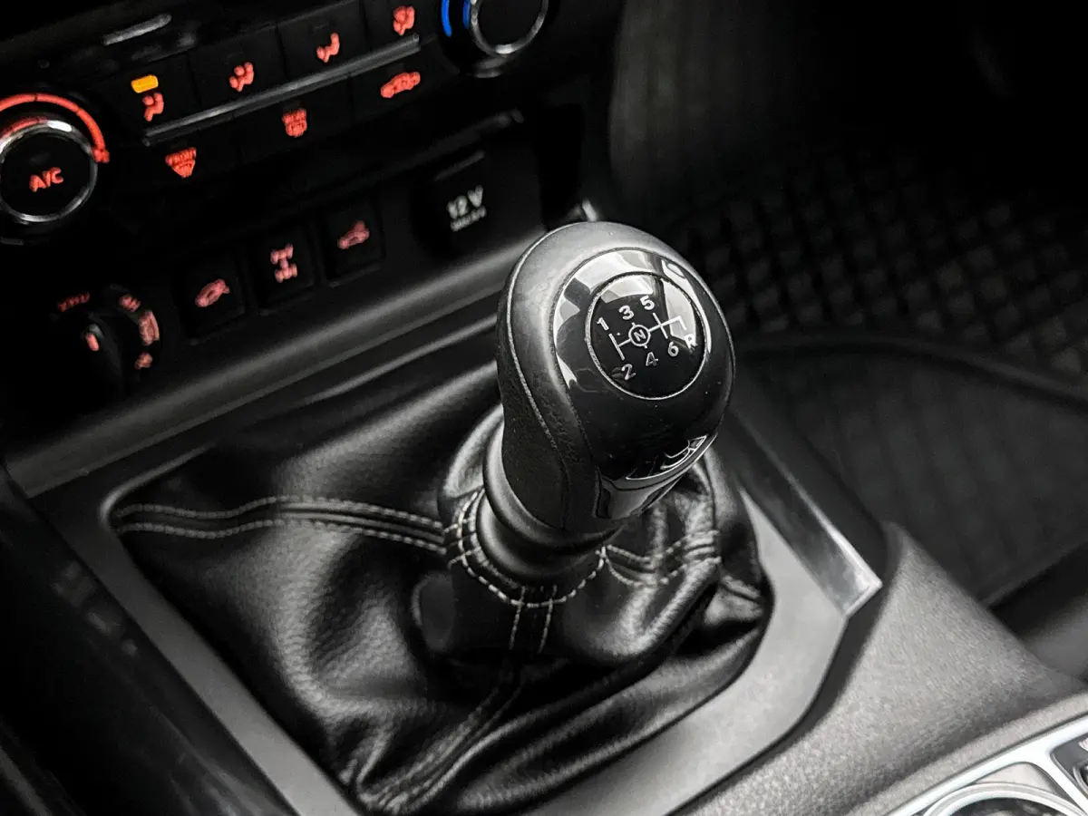 220 d 4-MATIC Pure Roll-cover 3.5t trekhaak Camera Stoelverwarming