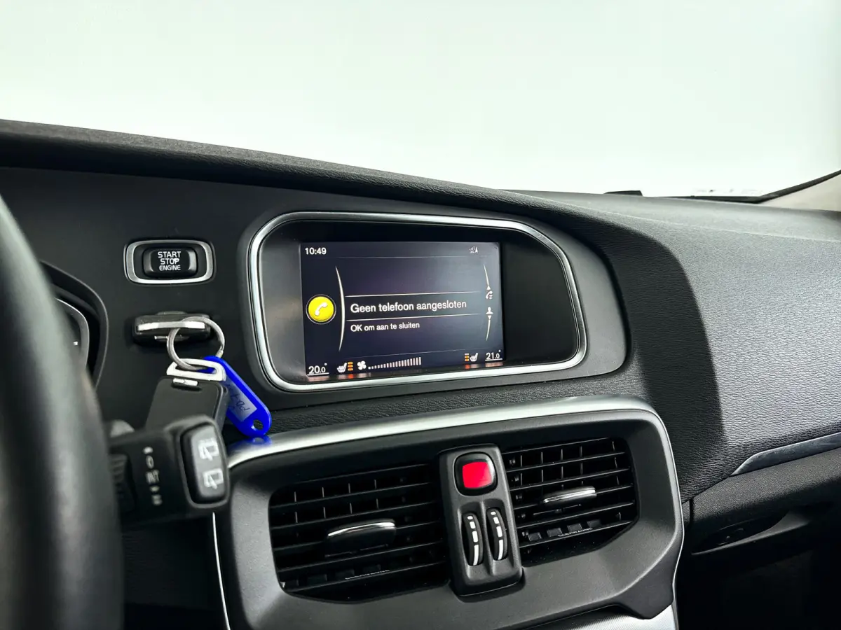 2.0 T5 Nordic+ | Panoramadak | Parkeercamera | Stoelverwarming | Standkachel