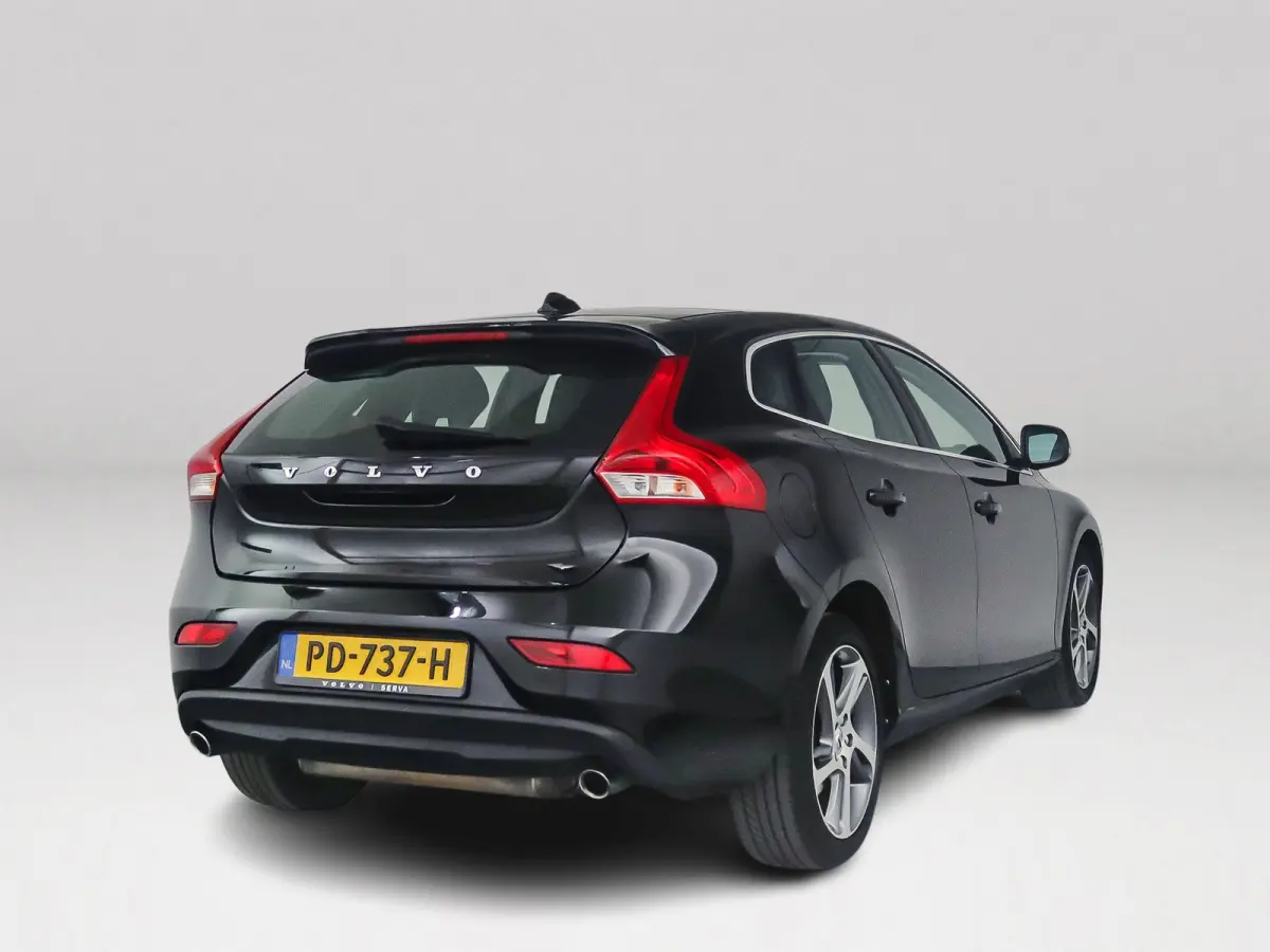 2.0 T5 Nordic+ | Panoramadak | Parkeercamera | Stoelverwarming | Standkachel