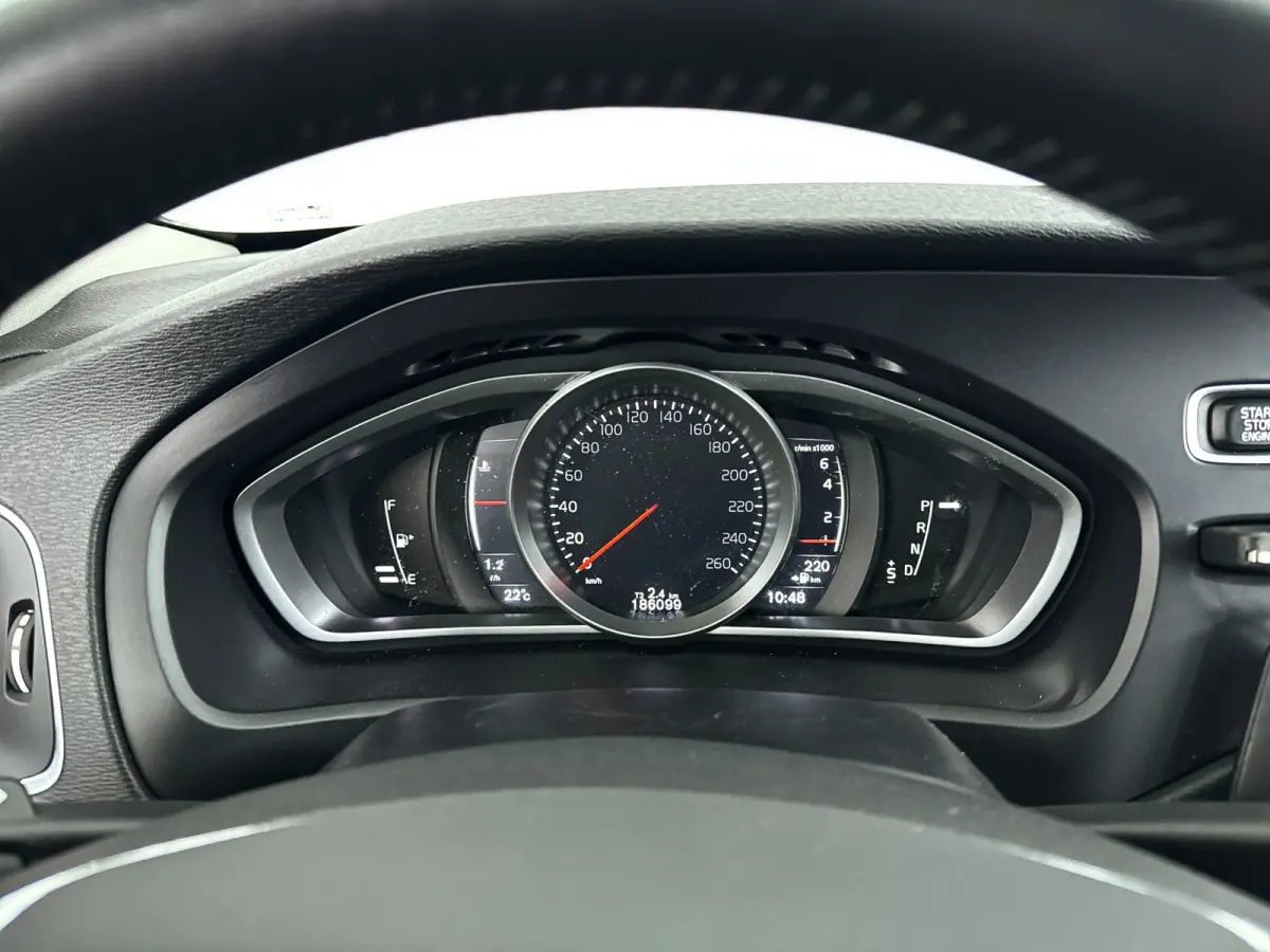 2.0 T5 Nordic+ | Panoramadak | Parkeercamera | Stoelverwarming | Standkachel
