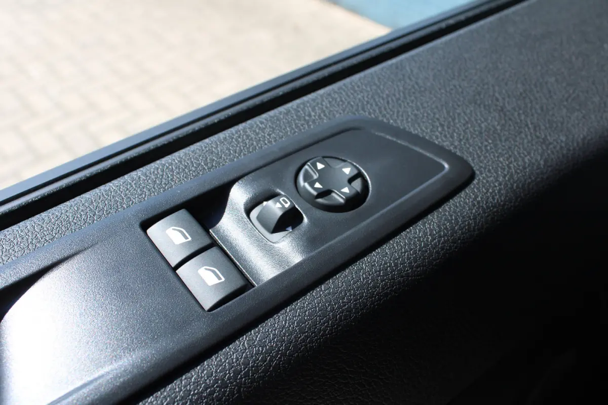 75 kWh | €14.360 korting! | CAMERA | NAVI | BETIMMERING | DRAADLOOS CARPLAY |