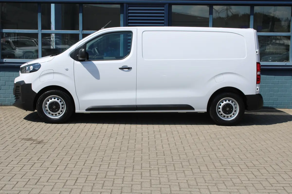 75 kWh | €14.360 korting! | CAMERA | NAVI | BETIMMERING | DRAADLOOS CARPLAY |