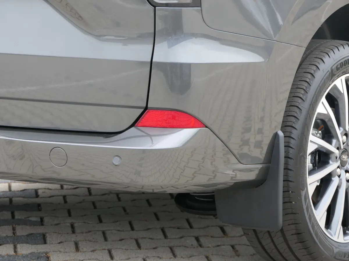 Tourneo 340 2.5 PHEV L2H1 Titanium X Luxury | Panoramadak | Leder | 360 Camera | Trekhaak | Stoelverwarming | Keyless | 8-Persoons | Adaptive LED