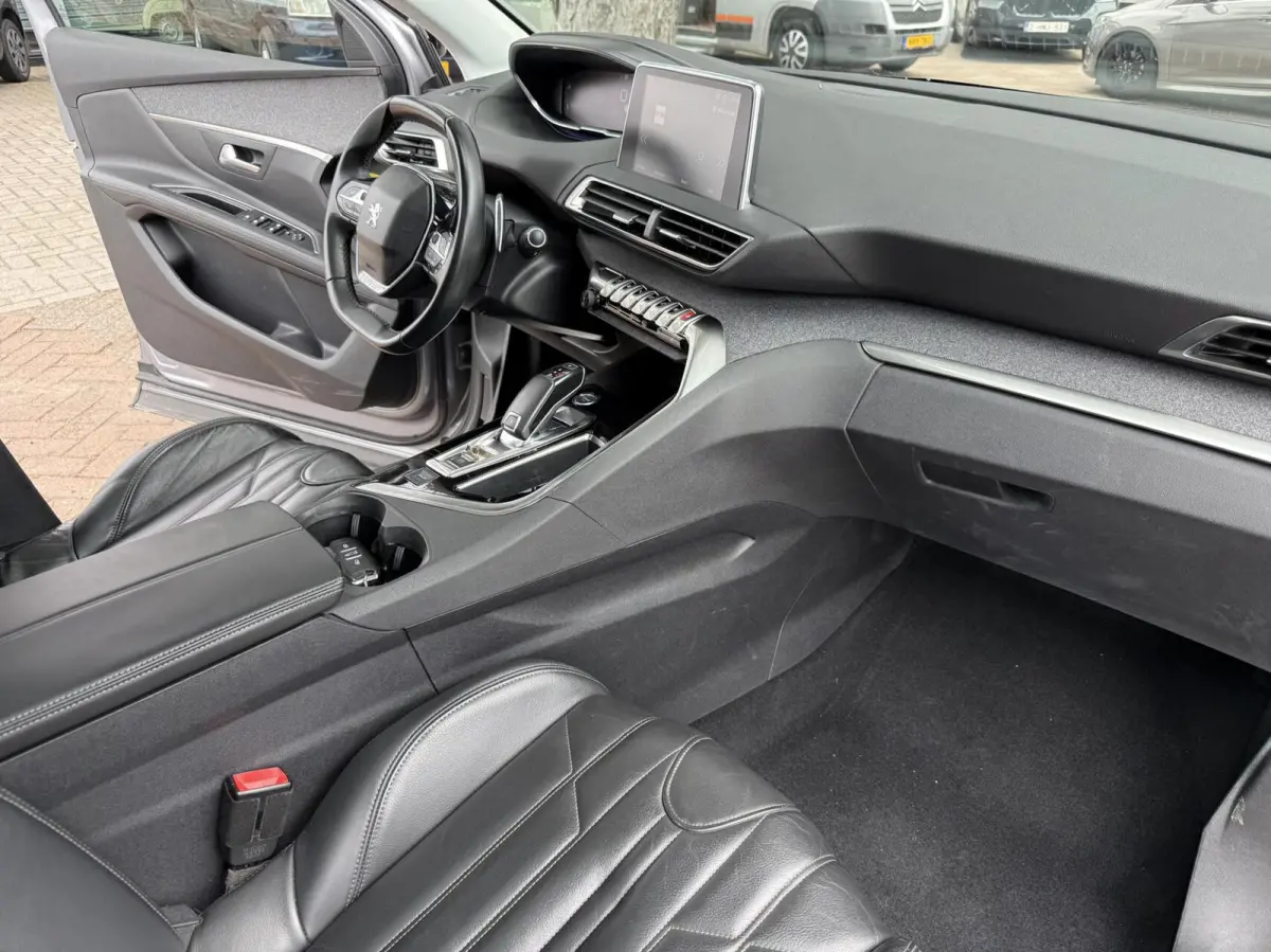 1.2 PureTech Blue Lease Executive