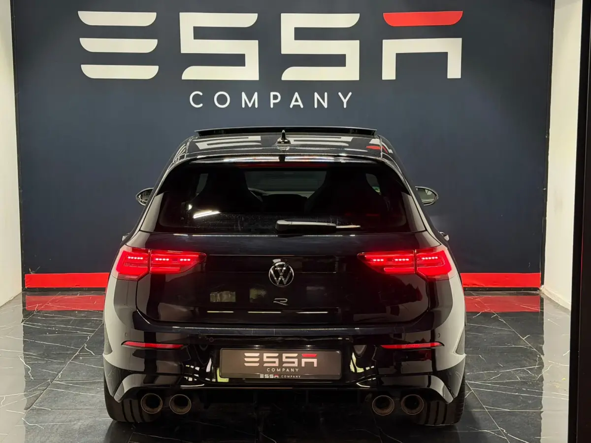 2.0 TSI R 4Motion Pano Akra Memory HUD H&K Full Option