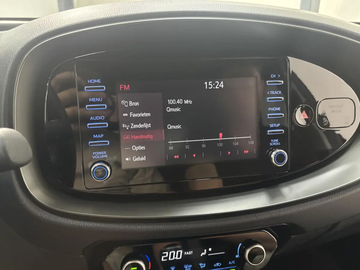 FIRST*ACC*CAMERA*ECC*CARPLAY*5-DEURS*NAP*LM-VELGEN