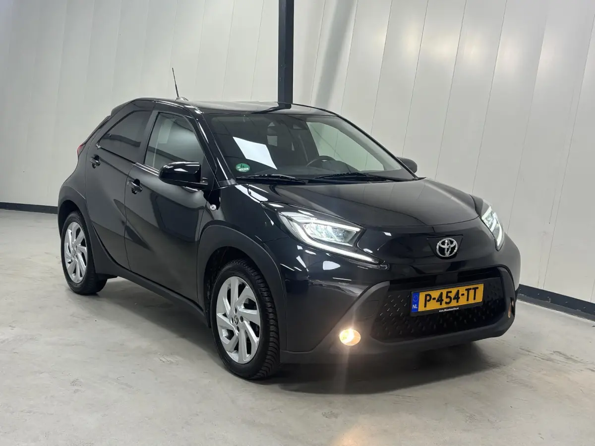 FIRST*ACC*CAMERA*ECC*CARPLAY*5-DEURS*NAP*LM-VELGEN