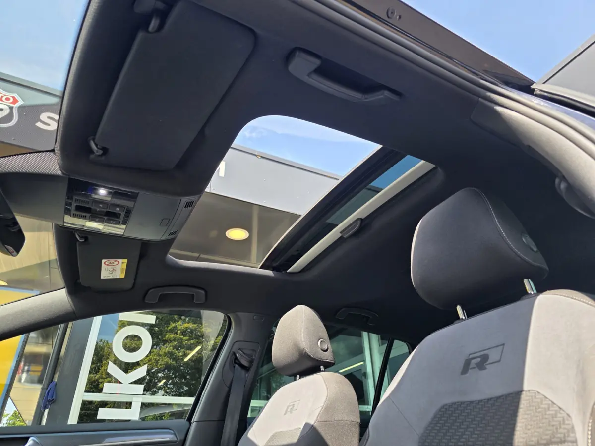 1.5 TSI Highline Business R-LINE / PANO / VIRTUAL / ACC / DCC