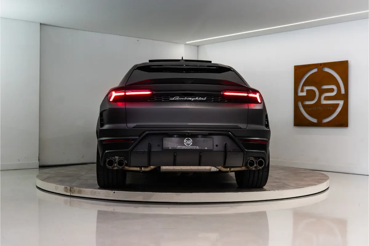 4.0 V8 Hybrid 800PK | Ad Personam | Grigio Keres Matt | Carbon | Akrapovic | 3D B&O | Service Package 5YR | 3 JAAR FABRIEKSGARANTIE GERESERVEERD