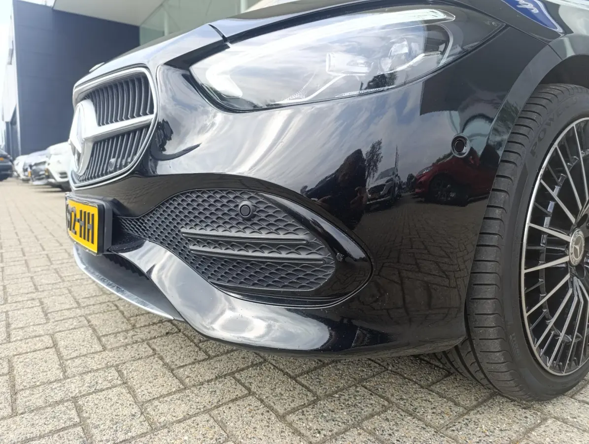 180 Business Line | Dodehoeksensoren | Camera | Stoelverwarming | Cruise Control | Climate Control