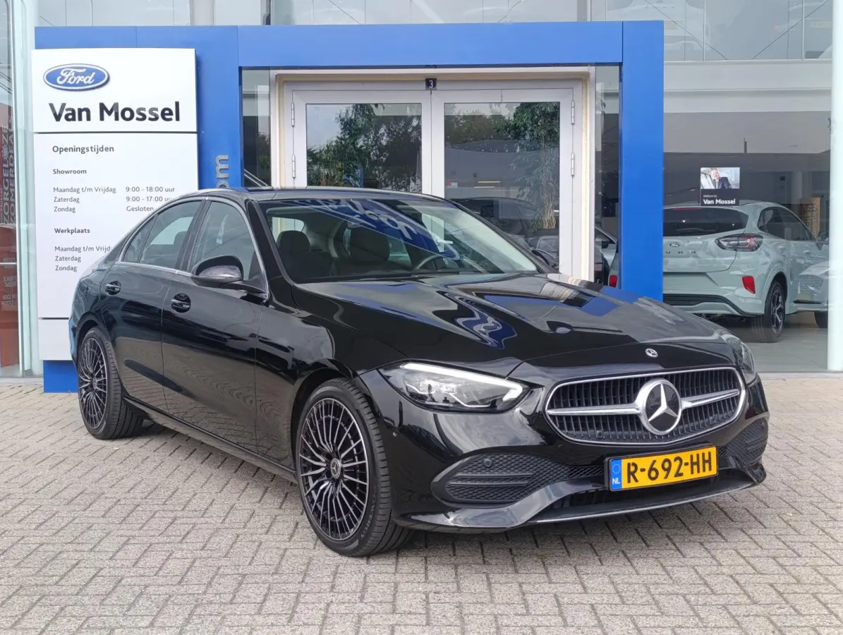 180 Business Line | Dodehoeksensoren | Camera | Stoelverwarming | Cruise Control | Climate Control