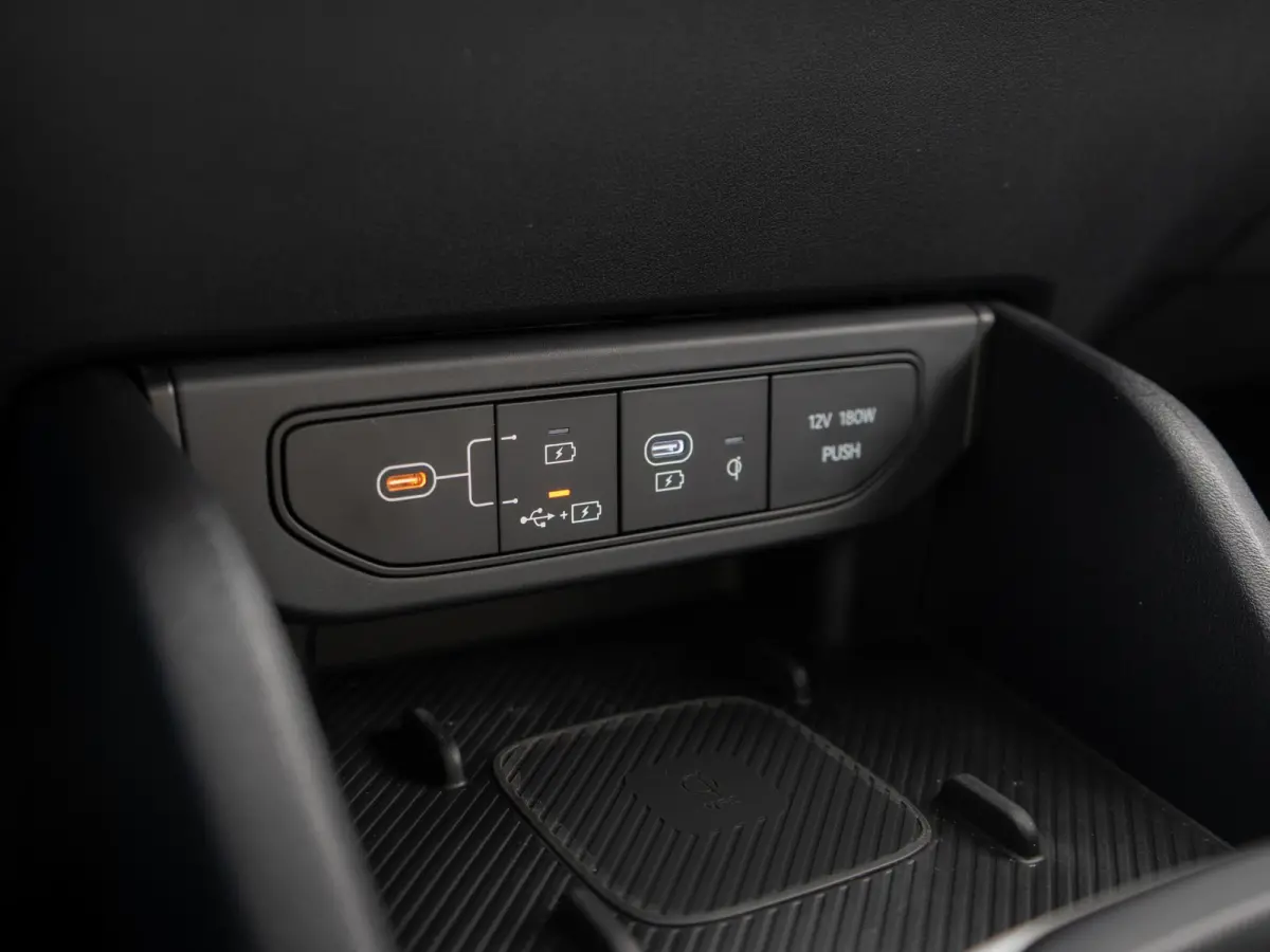 Sportswagon 1.0 T-GDi MHEV GT-PlusLine | Actieprijs* | OP VOORRAAD | Stoel en stuurverwarming | Schuifkanteldak | Navi. | Clima. | Adapt. Cruise. | Dodehoekcamera | Harman Kardon | Intellige