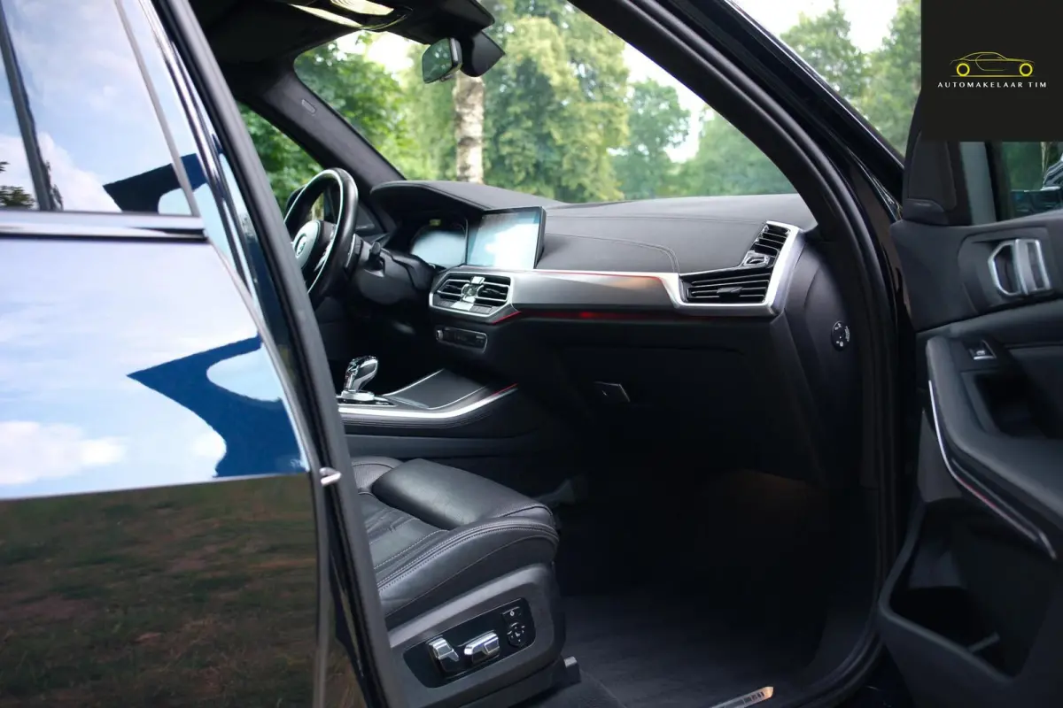 xDrive40d / High exec. / Orig.NL / 1e eigenaar