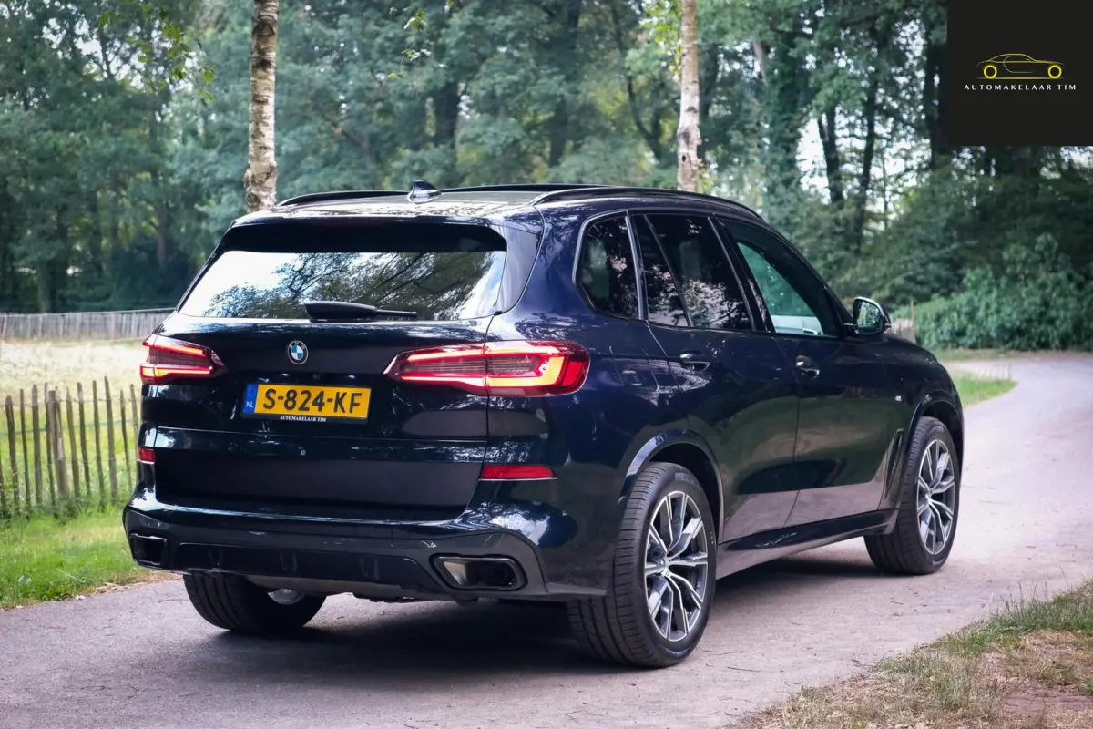 xDrive40d / High exec. / Orig.NL / 1e eigenaar