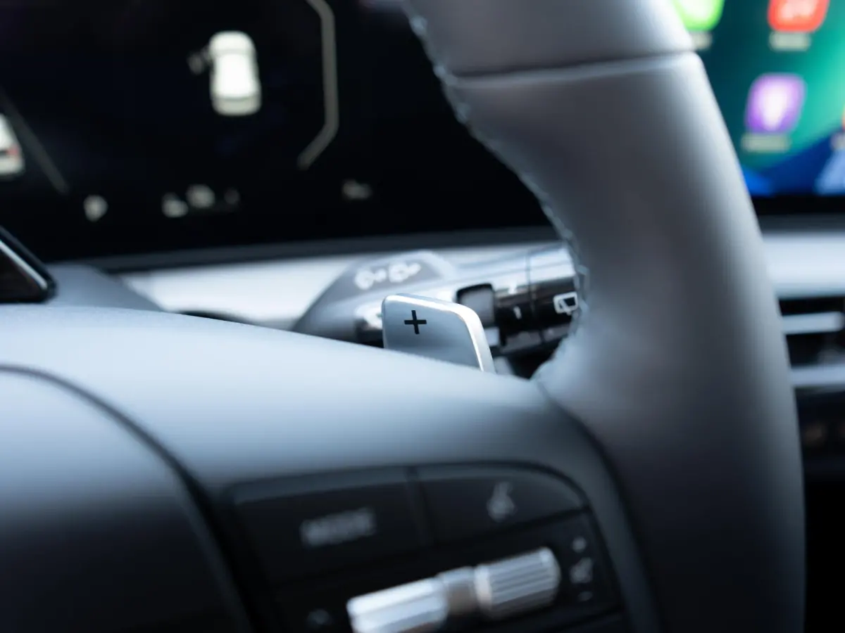 1.6 GDi Hybrid DynamicPlusLine | Actieprijs* | NIEUW MODEL | OP VOORRAAD | Stoel & Stuurverwarming | Navi. | Clima. | Adapt. Cruise. | Achteruitrijcamera | Dodehoekassistentie | Bekleding In