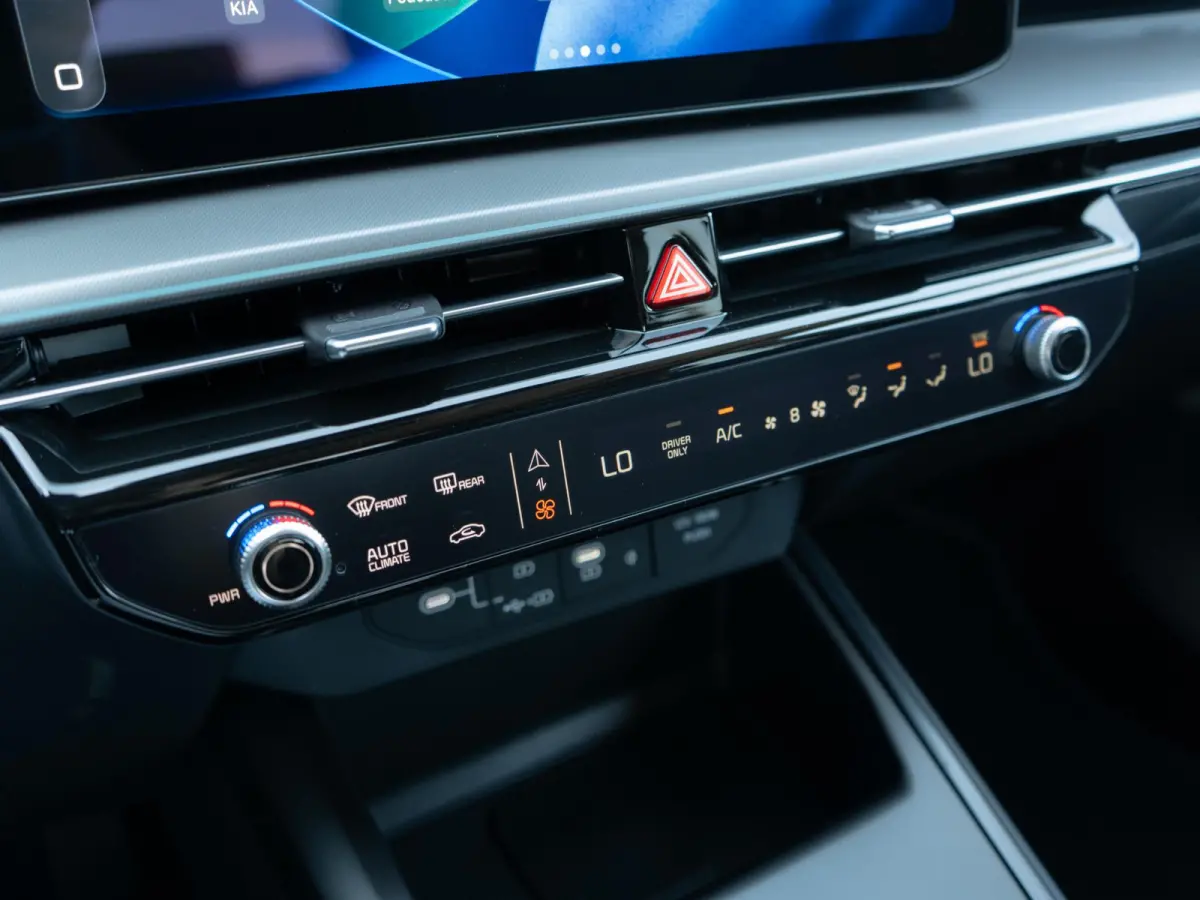 1.6 GDi Hybrid DynamicPlusLine | Actieprijs* | NIEUW MODEL | OP VOORRAAD | Stoel & Stuurverwarming | Navi. | Clima. | Adapt. Cruise. | Achteruitrijcamera | Dodehoekassistentie | Bekleding In