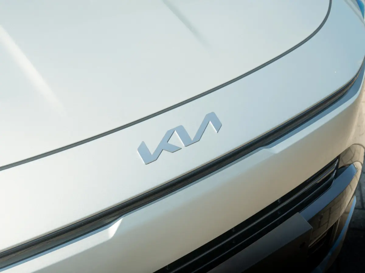 1.6 GDi Hybrid DynamicPlusLine | Actieprijs* | NIEUW MODEL | OP VOORRAAD | Stoel & Stuurverwarming | Navi. | Clima. | Adapt. Cruise. | Achteruitrijcamera | Dodehoekassistentie | Bekleding In