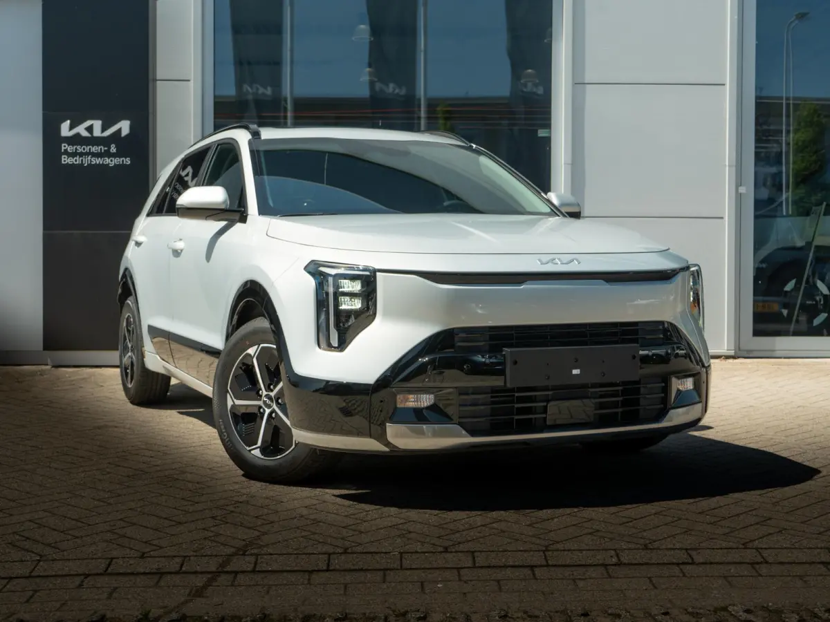 1.6 GDi Hybrid DynamicPlusLine | Actieprijs* | NIEUW MODEL | OP VOORRAAD | Stoel & Stuurverwarming | Navi. | Clima. | Adapt. Cruise. | Achteruitrijcamera | Dodehoekassistentie | Bekleding In