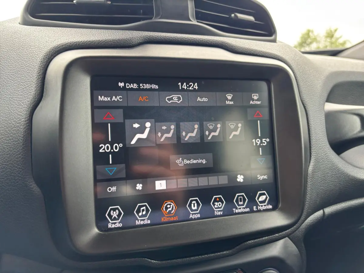 4xe 240 Plug-in Hybrid Electric S ✅ ACC ✅ CarPlay ✅ Camera