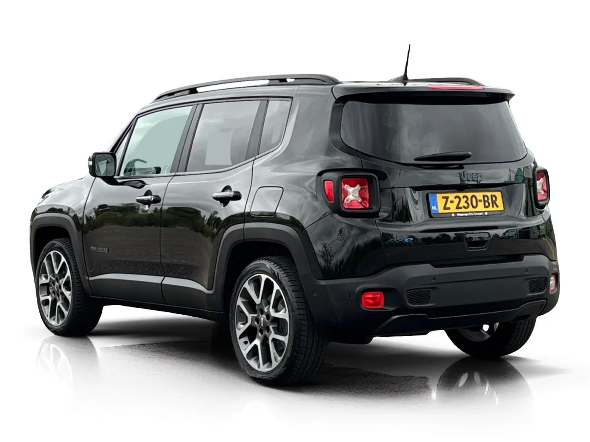 4xe 240 Plug-in Hybrid Electric S ✅ ACC ✅ CarPlay ✅ Camera