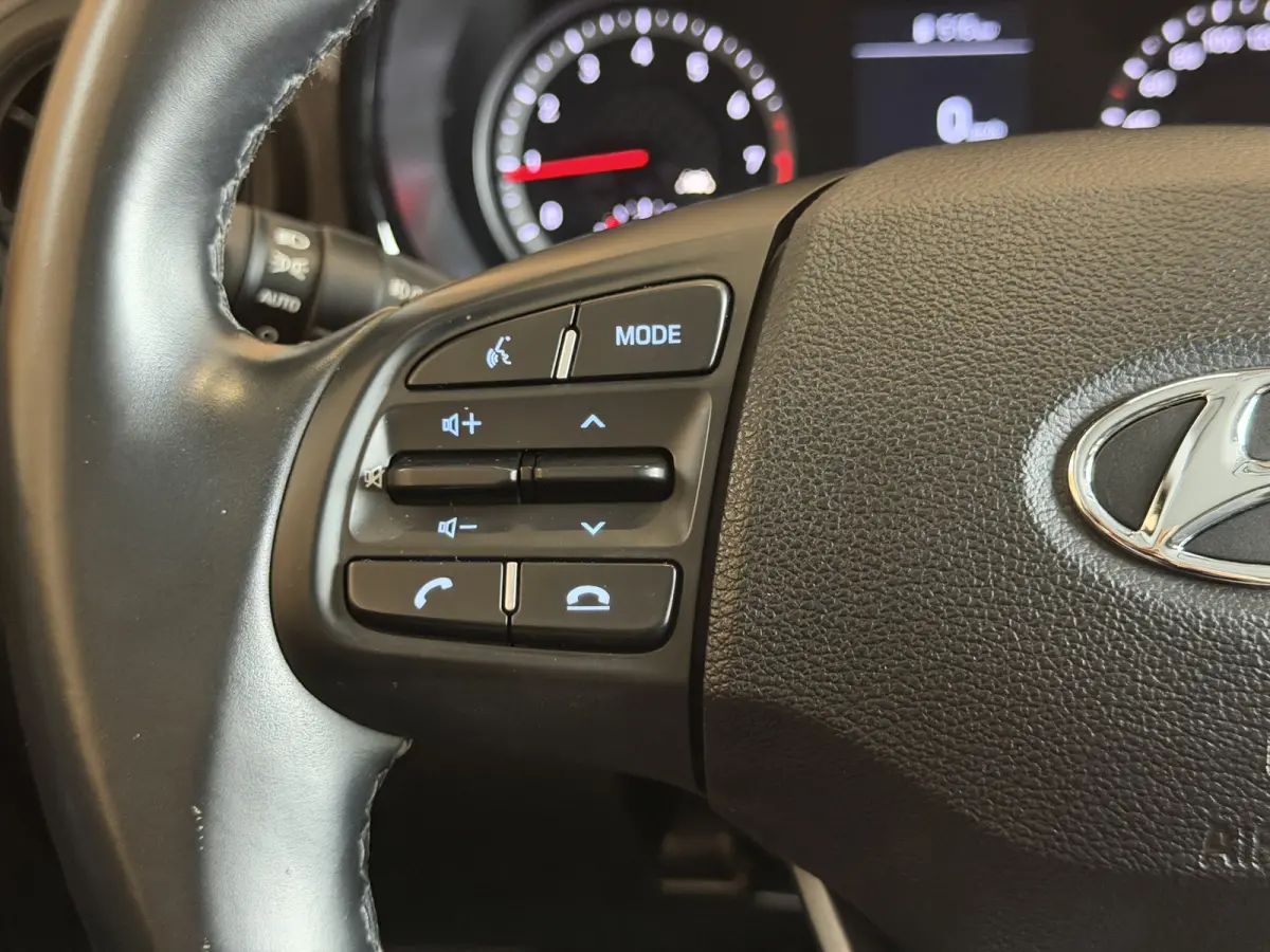 1.0 Comfort | cruise | metallic | navi | carplay fabr gar 6/28 | dealer onderhouden