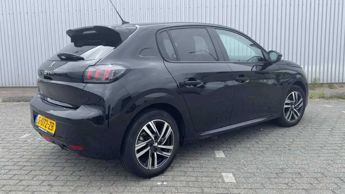 1.2 Allure Pack | Apple Carplay / Android Auto | Cruise Control | Camera achter |