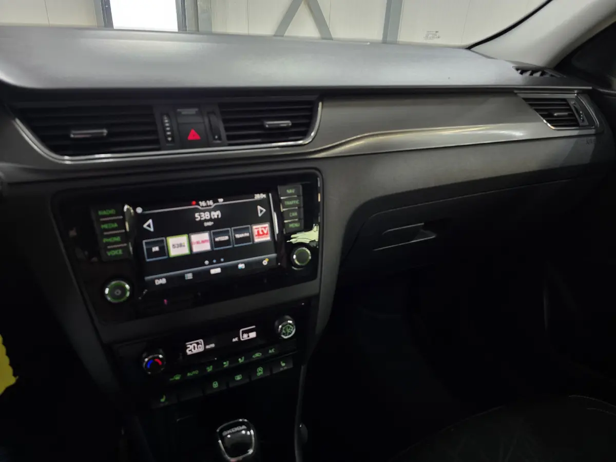 1.0 TSI Greentech Clever | Automaat | Navi |