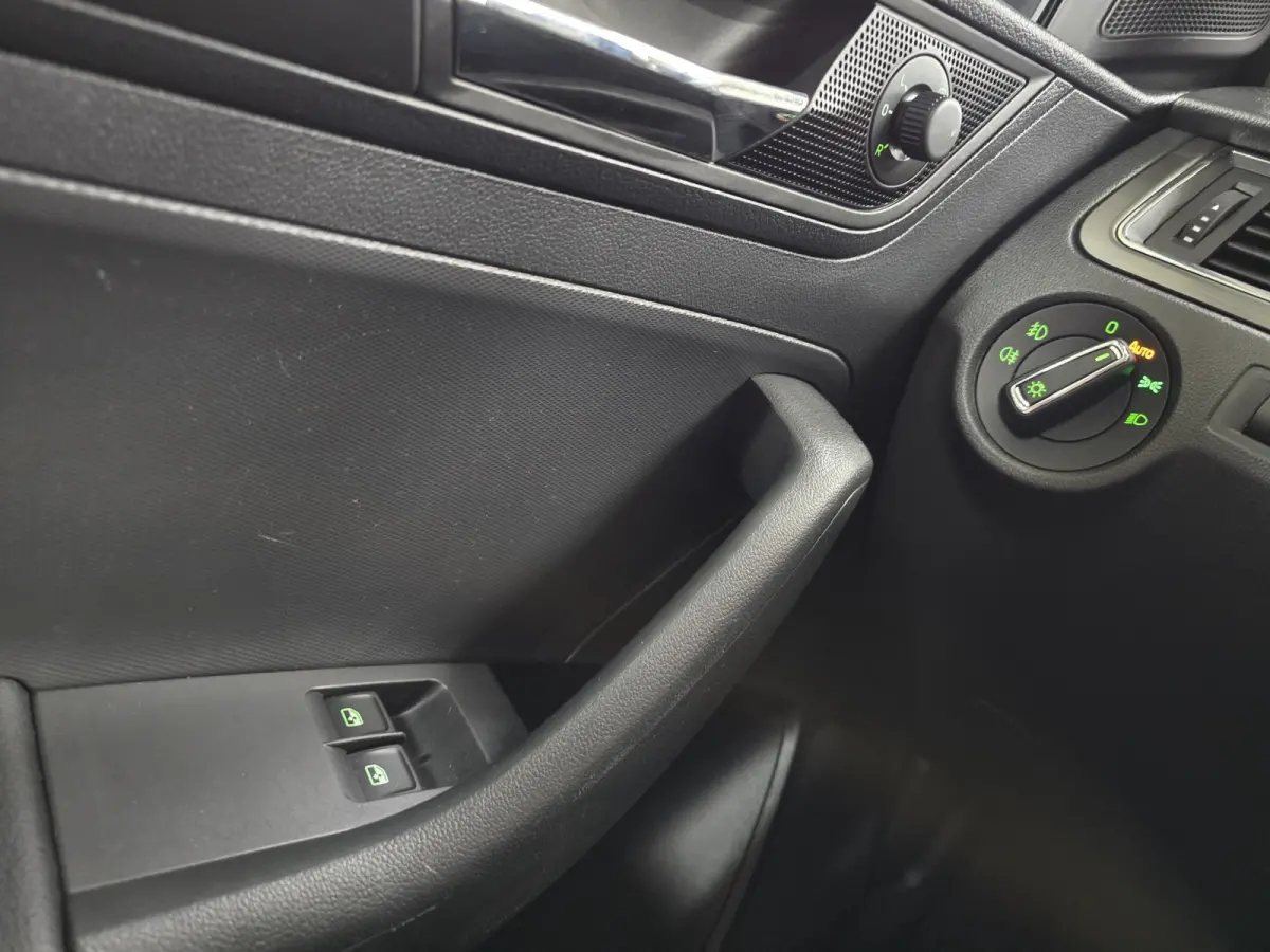 1.0 TSI Greentech Clever | Automaat | Navi |